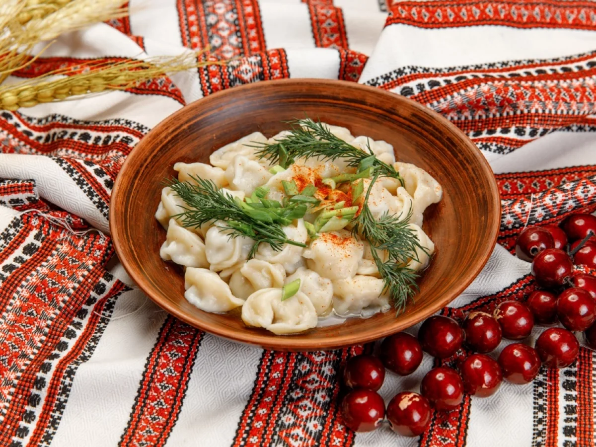 Пельмени из свинины со сметаной